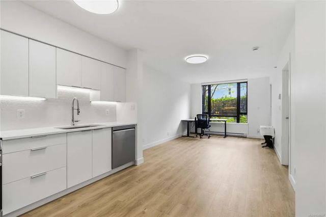 4 of 30 - 751 Fairfield Rd 101, Victoria, BC