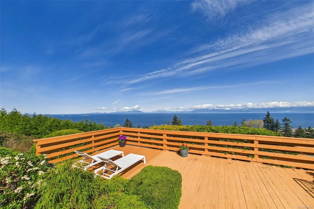 5246 Lost Lake Rd, Nanaimo