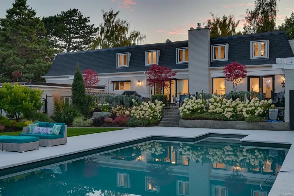 3075 Devon Rd, Oak Bay