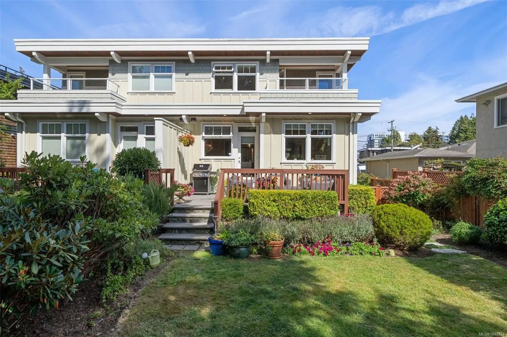 219 Michigan St, Victoria