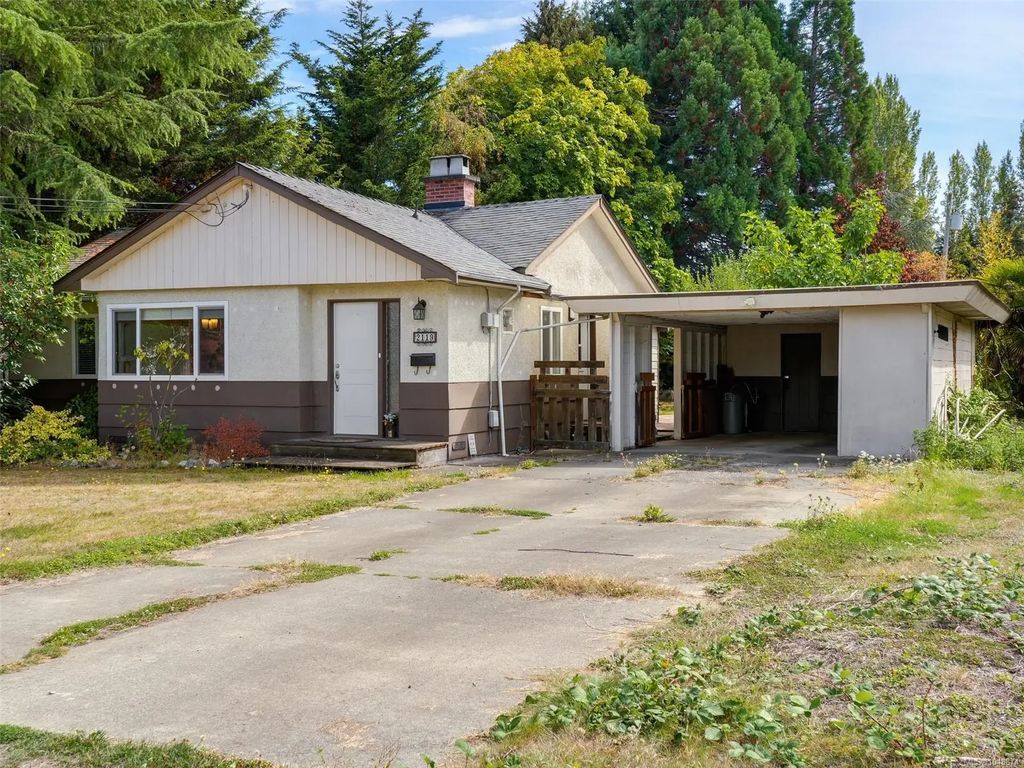 2119 Bakerview Pl, North Saanich