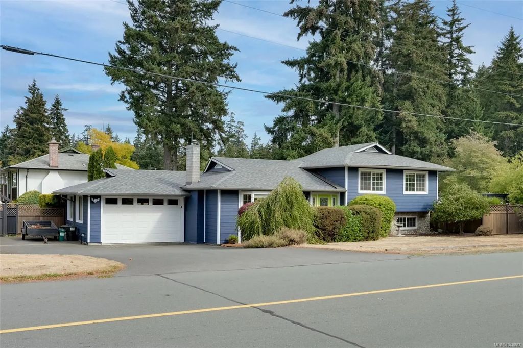 2280 Aldeane Ave, Colwood