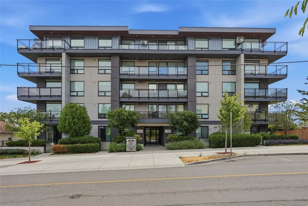 119 Haliburton St 104, Nanaimo