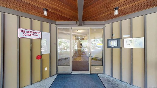 3 of 32 - 4678 Elk Lake Dr 499d, Saanich, BC