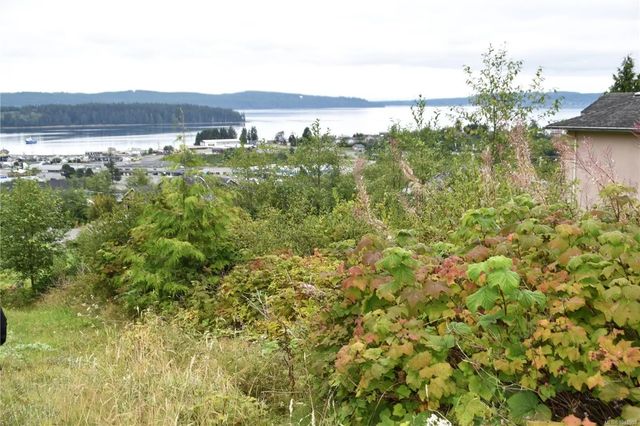 2 of 10 - 648 Betts Blvd, Port McNeill, BC