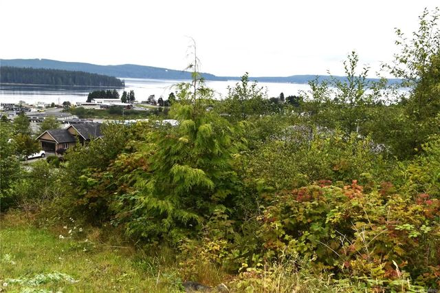 3 of 10 - 648 Betts Blvd, Port McNeill, BC