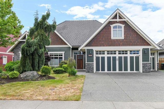 2 of 28 - 1477 Crown Isle Dr, Courtenay, BC