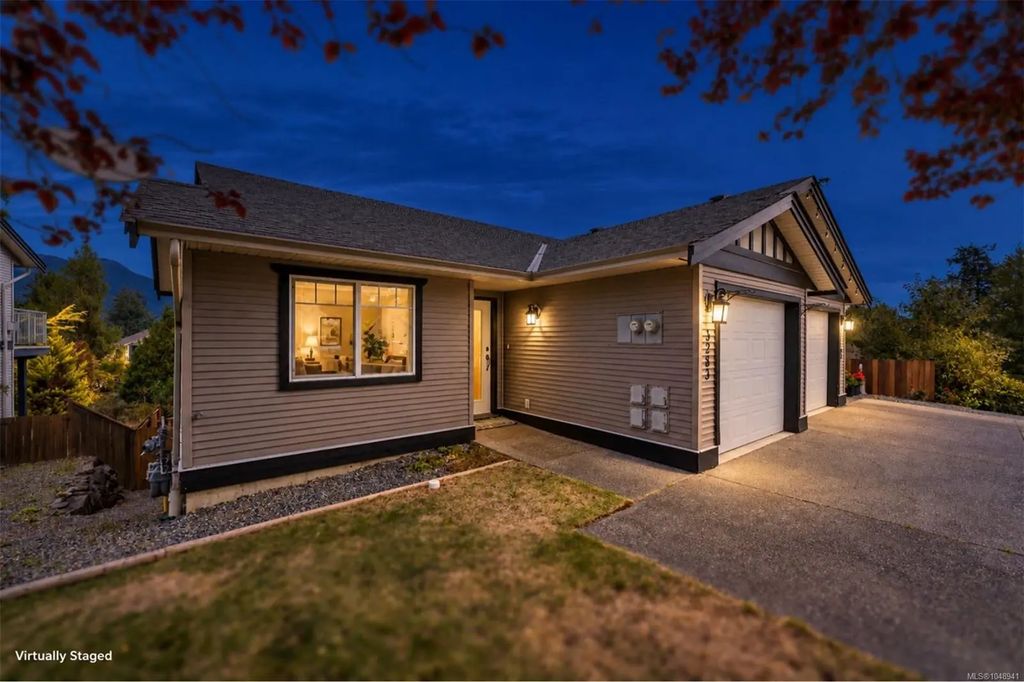 3283 Renita Ridge Rd, Duncan
