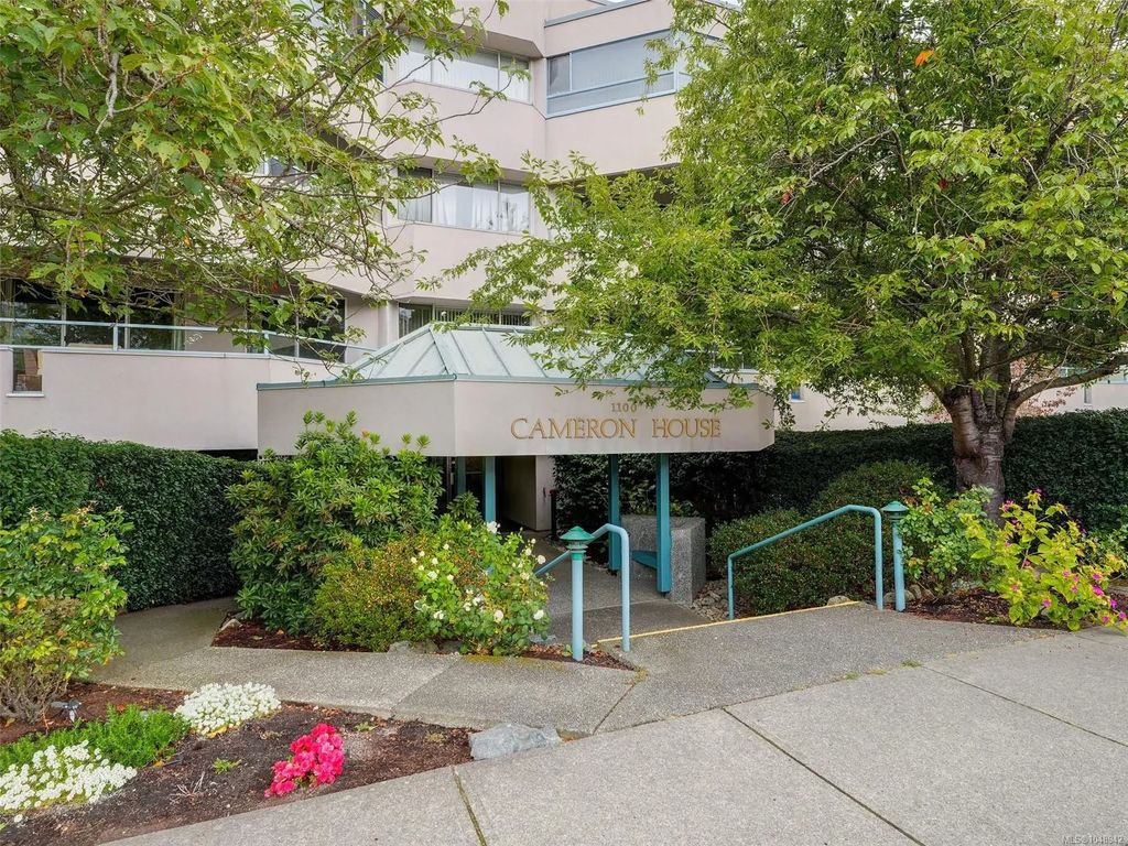 1100 Union Rd 207, Saanich
