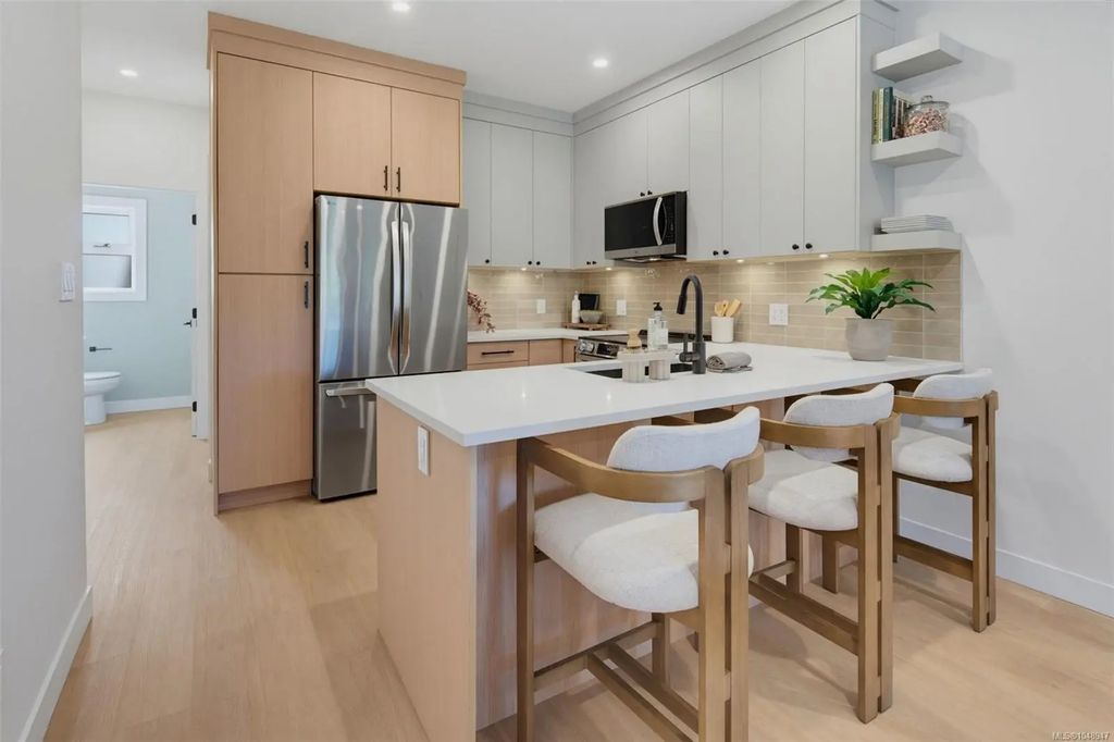 964 Siskin Ridge, Langford