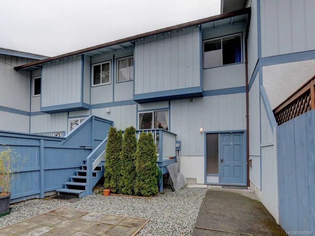 3987 Gordon Head Rd 4, Saanich