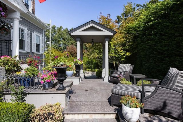 2 of 62 - 2655 Shady Lane, Oak Bay, BC