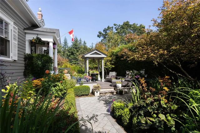 3 of 62 - 2655 Shady Lane, Oak Bay, BC