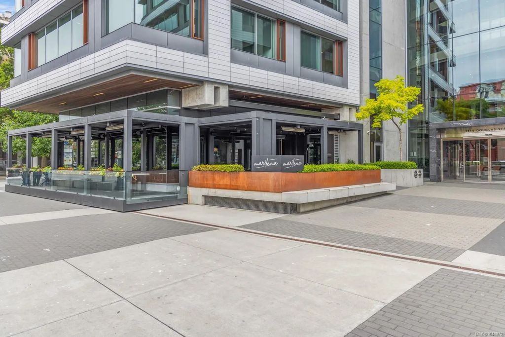 732 Cormorant St 605, Victoria