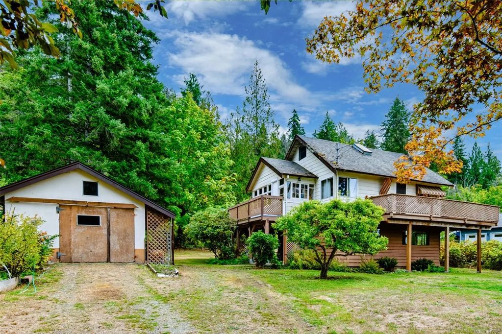 8908 Faber Rd, Port Alberni