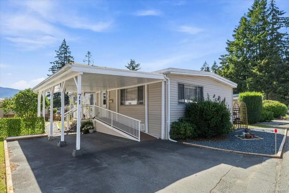 Residential for Sale by 5854 Turner Rd 71 in the Nanaimo, located in the neighborhood of 