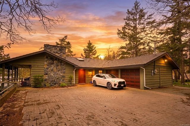2 of 40 - 3610 Outrigger Rd, Nanoose Bay, BC