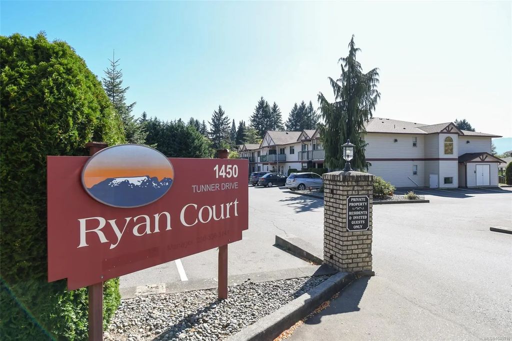 1450 Tunner Dr 213, Courtenay