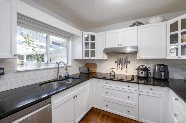 5 of 29 - 435 Cedar Cres, Gold River, BC