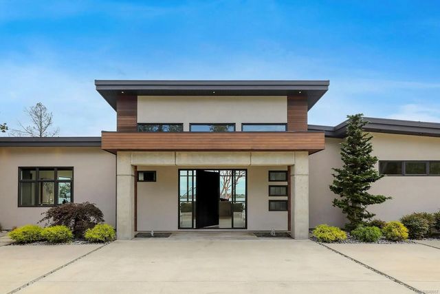 2 of 81 - 1724 Oak Leaf Dr, Nanoose Bay, BC