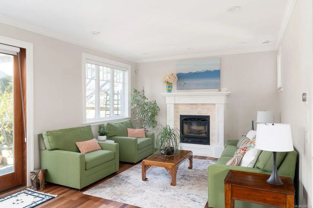 2 of 53 - 238 Richmond Ave, Victoria, BC