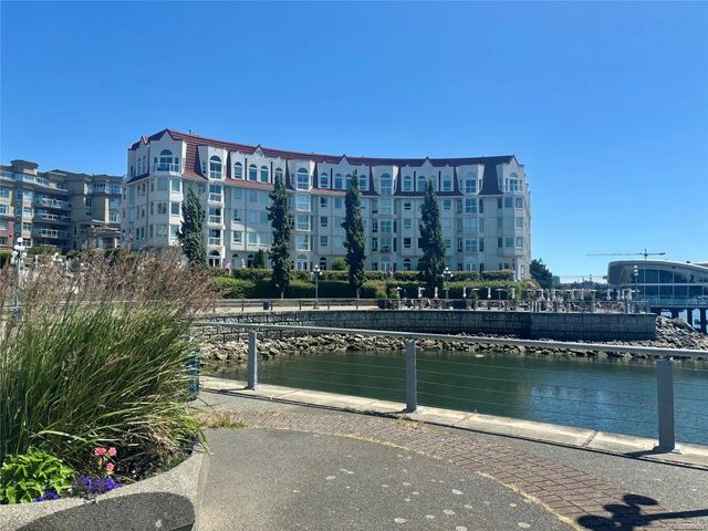 2 of 41 - 10 Paul Kane Pl 313, Victoria, BC