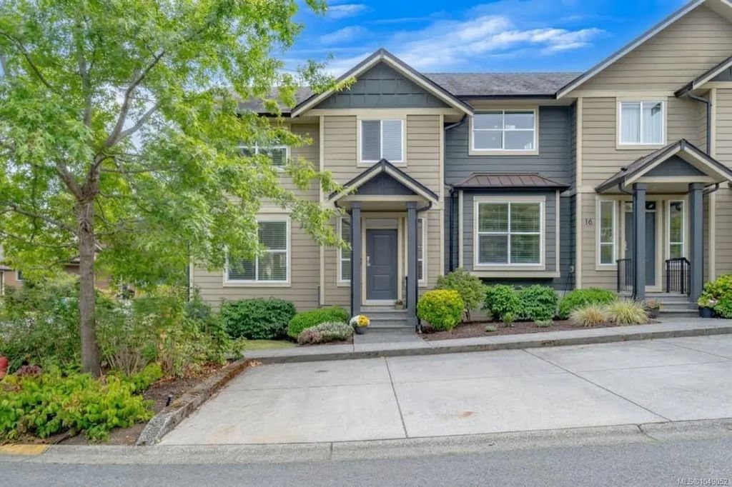 3101 Cliffs Rd 15, Duncan