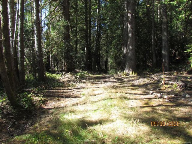 3 of 16 - Lot 2 Schooner Way, Pender Island, BC