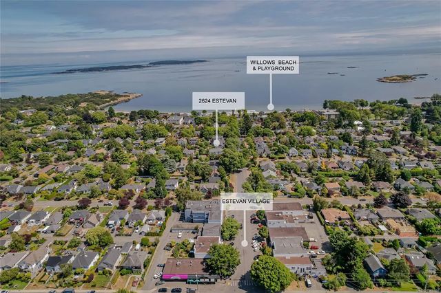2 of 49 - 2624 Estevan Ave, Oak Bay, BC