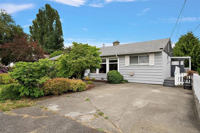 4 of 38 - 1573 Charlotte St, Crofton, BC