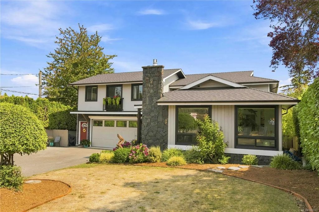 7081 East Saanich Rd, Central Saanich