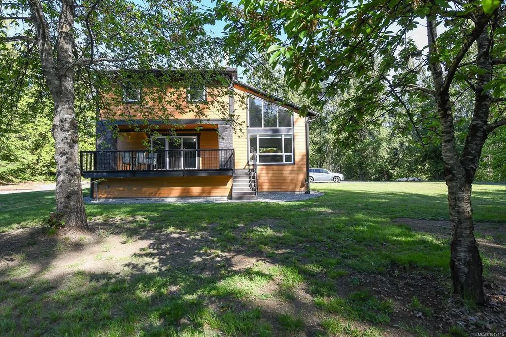 3550 Cumberland Rd, Cumberland