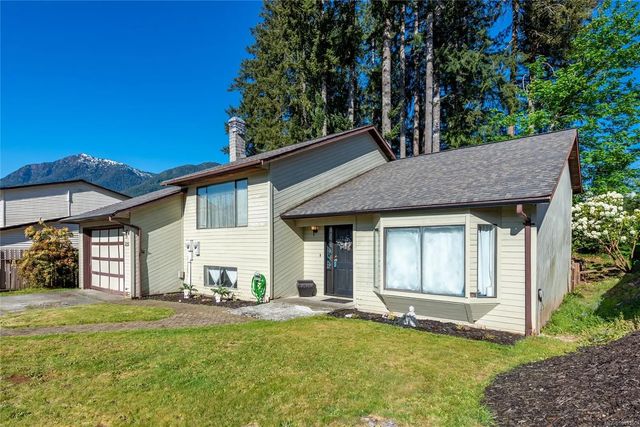 2 of 52 - 525 Muchalat Crt, Gold River, BC