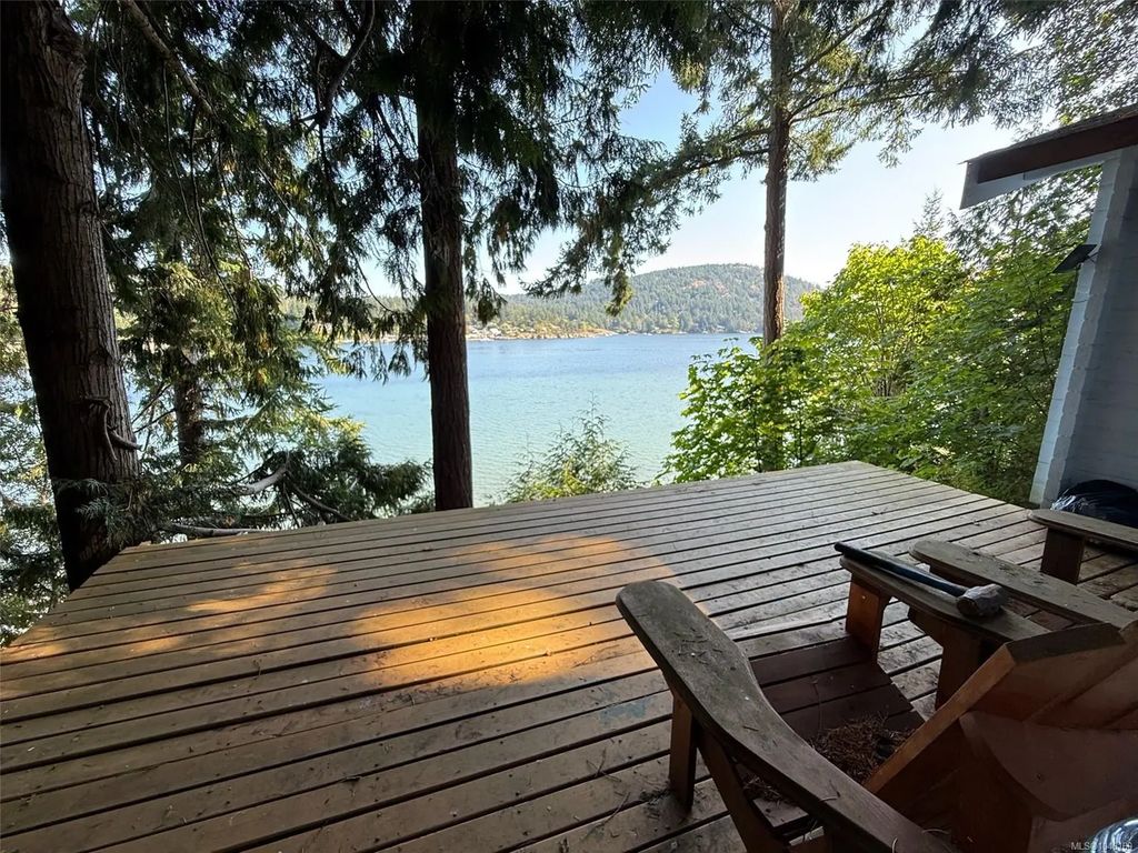 221 Isabella Point Rd, Salt Spring