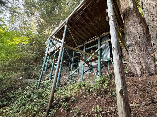 3 of 20 - 221 Isabella Point Rd, Salt Spring, BC