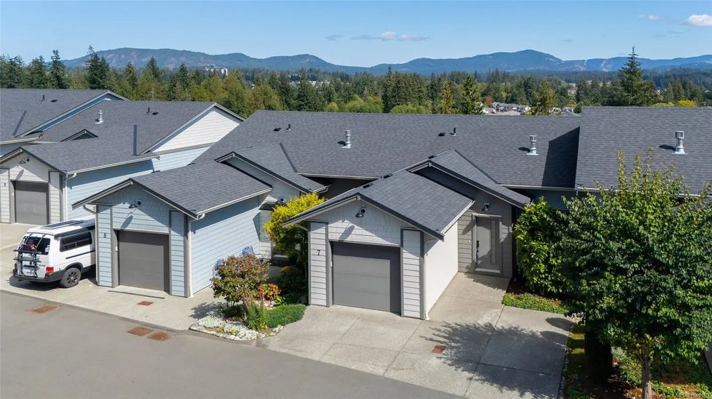 3195 Herons Way 7, Duncan