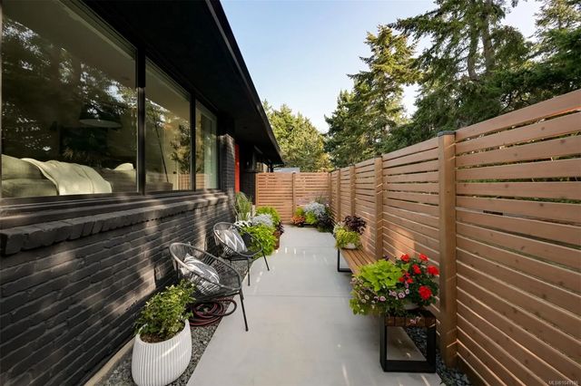 3 of 62 - 2860 Tudor Ave, Saanich, BC