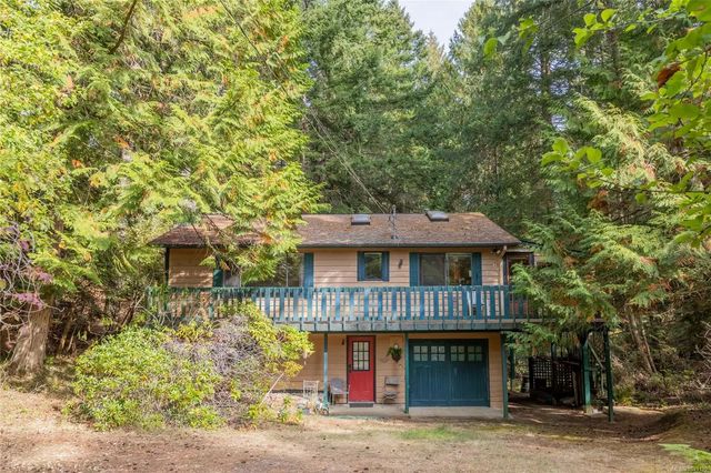 2 of 36 - 4710 Captains Cres, Pender Island, BC