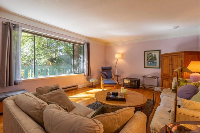 3 of 36 - 4710 Captains Cres, Pender Island, BC