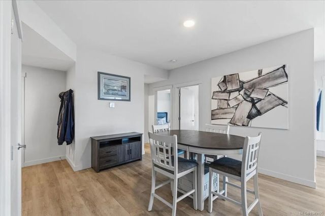 3 of 41 - 120 Jensen Ave W 311, Parksville, BC