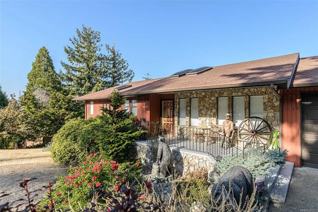 3 of 47 - 8839 Forest Park Dr, North Saanich, BC
