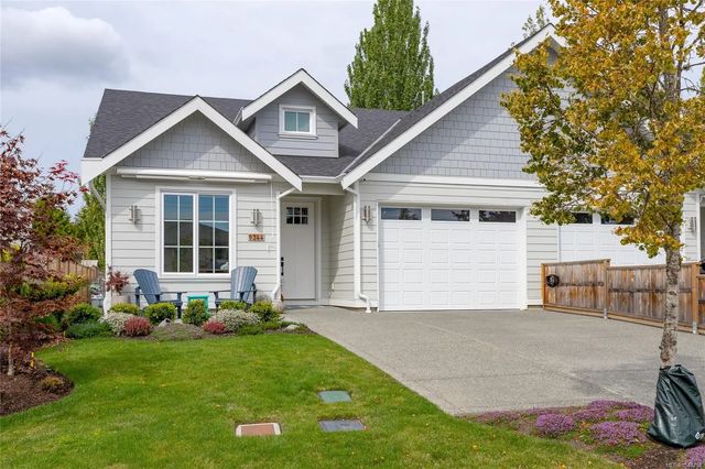 2 of 40 - 9344 Maryland Dr, Sidney, BC