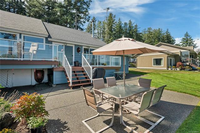 4 of 60 - 3765 Island Hwy S, Campbell River, BC