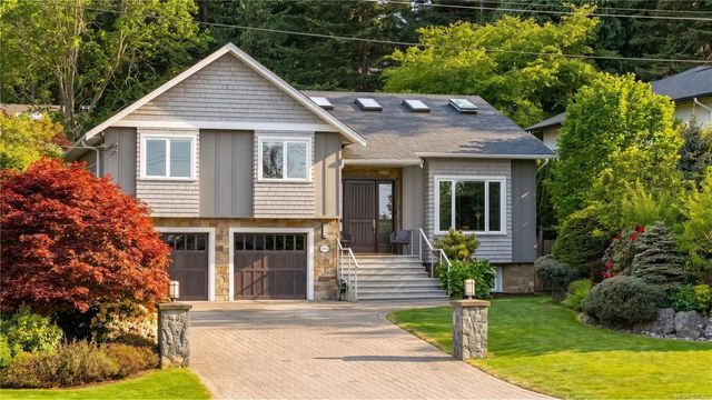 2 of 52 - 1896 Leyns Rd, Saanich, BC