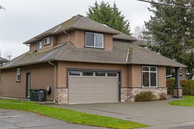 4 of 42 - 4073 Longview Dr, Saanich, BC