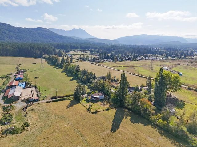 2 of 34 - 5970 Cherryvale Lane, Port Alberni, BC