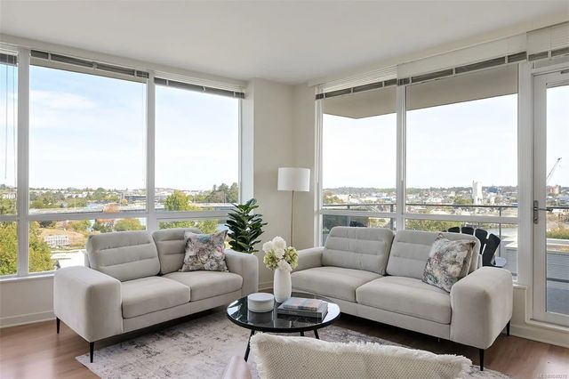 5 of 81 - 399 Tyee Rd 406, Victoria, BC
