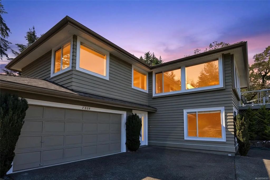 2358 Andover Rd, Nanoose Bay