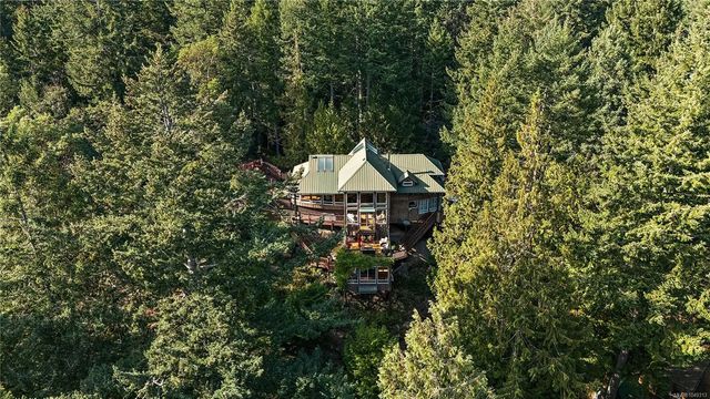 2 of 46 - 486 Bluff Way, Mayne Island, BC