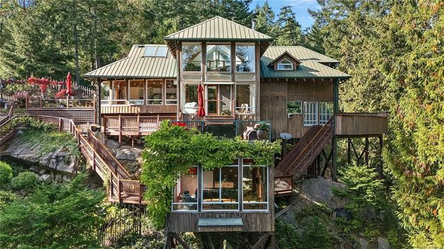 3 of 46 - 486 Bluff Way, Mayne Island, BC